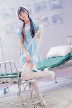 遗迹的少女